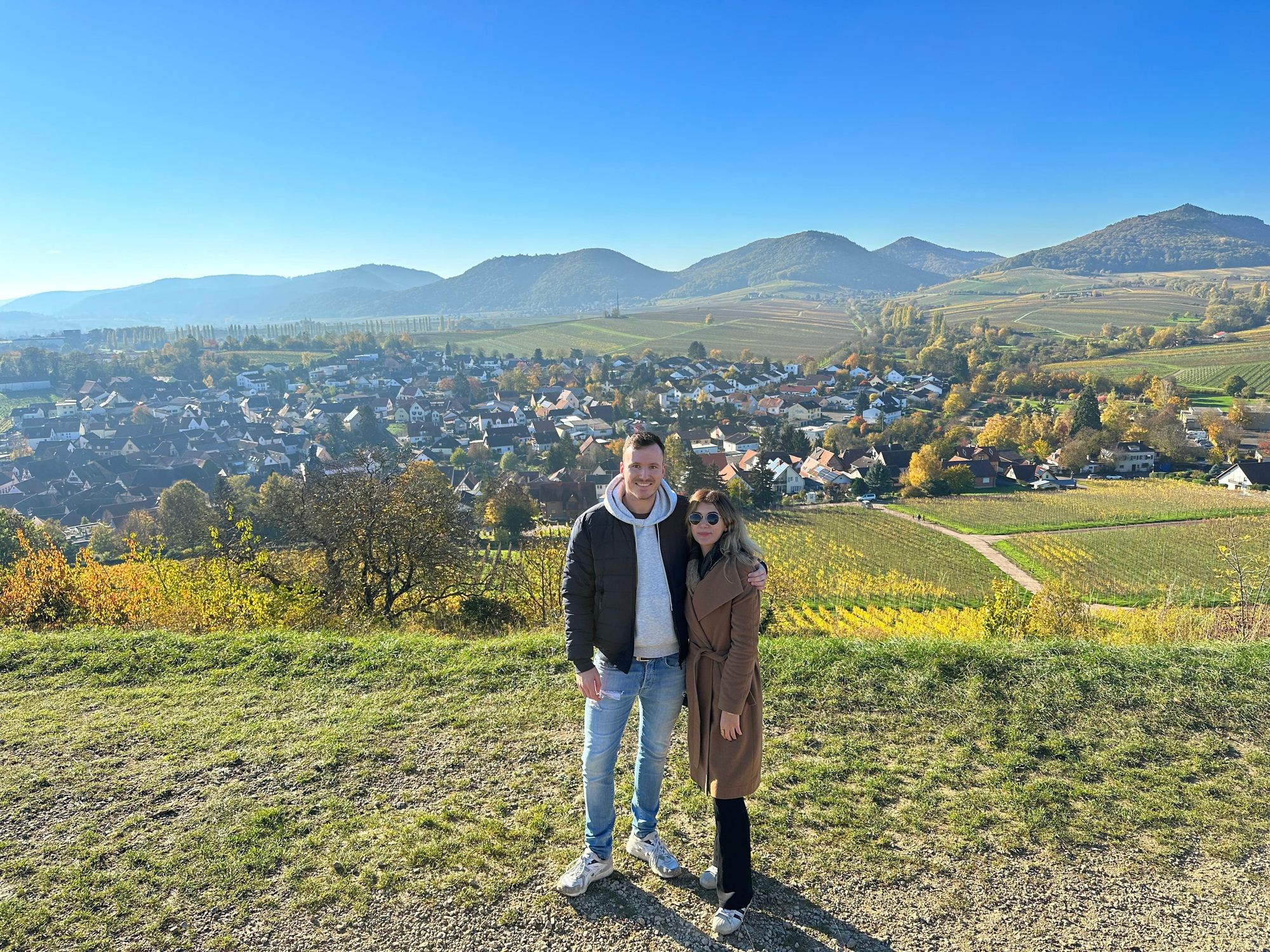 Ela and Jonas in the Pfalz countryside